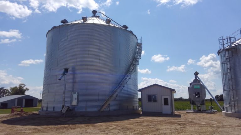 Bin, dryer completeBauer - Whitcomb Brothers Grain Systems